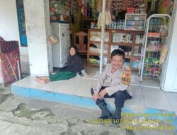 Aiptu Nana Sujana bersama Bripka Yuyun Yuwana sambangi warga masyarakat