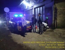 Anggota Polsek Sukasari Rutin Laksanakan Patroli KRYD Blue Light / Malam hari di Wilayah Kecamatan Sukasari Kabupaten Sumedang