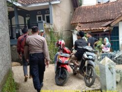 KAPOLSEK SUKASARI BESERTA ANGGOTA UNIT SAMAPTA MEMBERIKAN HIMBAUAN KAMTIBMAS SEBAGAI LANGKAH PREVENTIF DEMI TERCIPTANYA SITUASI KAMTIBMAS YANG KONDUSIF