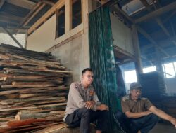 Polsek sukasari melaksanakan sambang untuk menjalin silaturahmi