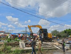 Warga pemilik Bangunan Liar di Sekitar Jalan Utama Perumahan Puri Harapan Menunjukkan Sikap Kooperatif