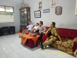 Bripka Agus Sukmana laksanakan Silaturahmi dan Koordinasi Kamtibmas ke aparatur Desa Sukamukti