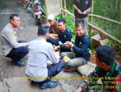 Polsek Sukasari melaksanakan kegiatan Jumat Curhat untuk menampung aspirasi warga dan meningkatkan kinerja Polri sebagai pelindung dan pengayom masyarakat