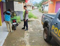 KAPOLSEK SUKASARI BESERTA ANGGOTA UNIT SAMAPTA MEMBERIKAN HIMBAUAN KAMTIBMAS SEBAGAI LANGKAH PREVENTIF DEMI TERCIPTANYA SITUASI KAMTIBMAS YANG KONDUSIF