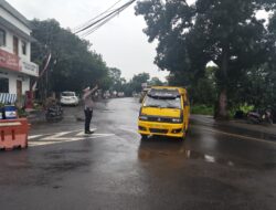 Panit Lantas Polsek Tomo Laksanakan Patroli Rutin Antisipasi Kemacetan dan Laka Lantas.