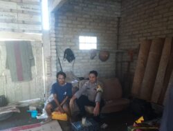 Anggota Bhabinkamtibmas Polsek Tanjungkerta Laksanakan Sambang dan Silaturahmi dengan Warga Desa Banyuasih