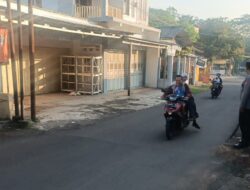 Anggota Polsek Tanjungkerta Laksanakan Pengaturan Lalu Lintas di Pagi Hari