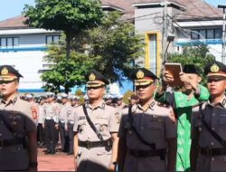Polres Sumedang Gelar Serah Terima Jabatan Pejabat Utama dan Kapolsek di Lapangan Upacara
