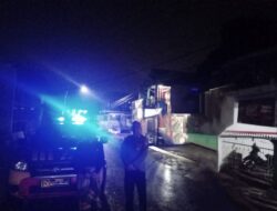 Anggota Polsek Sukasari Laksanakan Patroli KRYD Blue Light / Malam hari di Wilayah Kecamatan Sukasari Kabupaten Sumedang