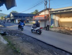 Anggota Polsek Tanjungkerta Laksanakan Pengaturan Lalu Lintas di Pagi Hari