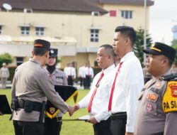 Polda Sumsel Beri Penghargaan kepada Personel Berprestasi