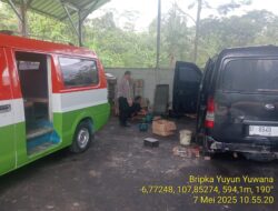 Aiptu Nana Sujana bersama Bripka Yuyun Yuwana melaksanakan sambang/silatrahmi Kamtibmas dan dumas keliling dalam rangka BEYOND TRUST PRESISI