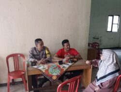 Anggota Bhabinkamtibmas Polsek Tanjungkerta Laksanakan Sambang dan Silaturahmi dengan Warga Desa Sukamantri