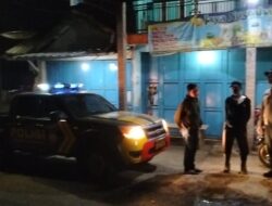 Anggota Polsek Sukasari Laksanakan Patroli KRYD Blue Light / Malam hari di Wilayah Kecamatan Sukasari Kabupaten Sumedang