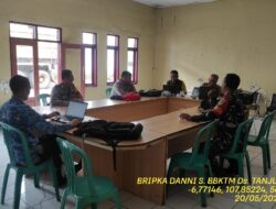 Untuk menjaga Sinergitas TNI/POLRI, Bhabinkamtibmas bersama Babinsa melaksnakan Anjangsana / Silaturahmi kamtibmas
