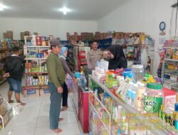 Aiptu Nana Sujana bersama Bripka Yuyun Yuwana melaksanakan sambang/silatrahmi Kamtibmas dan dumas keliling dalam rangka BEYOND TRUST PRESISI