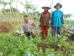 Bhabinkamtibmas Desa Genteng Melaksanakan Giat Sambang Dan Silaturahmi Kepada kepala warga binaan.