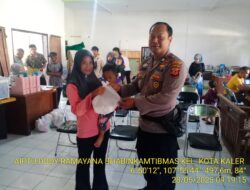 Aiptu Dody Monitoring Pemberian Bantuan Kepada Keluarga Beresiko Stunting Dan Untuk Kemiskinan Ekstrim Warga Masyarakat Kelurahan Kota Kaler