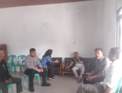 Anggota Bhabinkamtibmas Polsek Tanjungkerta Laksanakan Sambang dan Silaturahmi dengan Warga Desa Mulyamekar