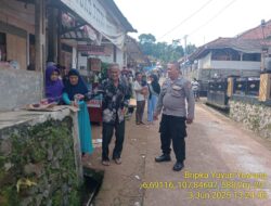 Bripka Yuyun Yuwana melaksanakan sambang/silatrahmi Kamtibmas dan dumas keliling dalam rangka BEYOND TRUST PRESISI