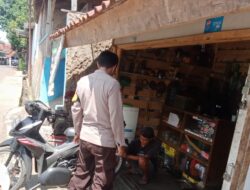 Bhabinkamtibmas Desa Sukarapih Melaksanakan Giat Sambang Dan Silaturahmi Kepada Warga masyarakat