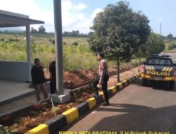 KAPOLSEK SUKASARI BESERTA ANGGOTA UNIT SAMAPTA MEMBERIKAN HIMBAUAN KAMTIBMAS SEBAGAI LANGKAH PREVENTIF DEMI TERCIPTANYA SITUASI KAMTIBMAS YANG KONDUSIF