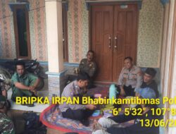 Polsek Sukasari melaksanakan kegiatan Jumat Curhat untuk menampung aspirasi warga dan meningkatkan kinerja Polri sebagai pelindung dan pengayom masyarakat