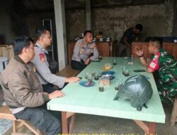 KAPOLSEK SUKASARI BESERTA ANGGOTA UNIT SAMAPTA MEMBERIKAN HIMBAUAN KAMTIBMAS SEBAGAI LANGKAH PREVENTIF DEMI TERCIPTANYA SITUASI KAMTIBMAS YANG KONDUSIF