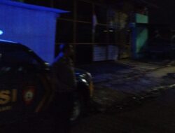 Anggota Polsek Sukasari Laksanakan Patroli KRYD Blue Light / Malam hari di Wilayah Kecamatan Sukasari Kabupaten Sumedang