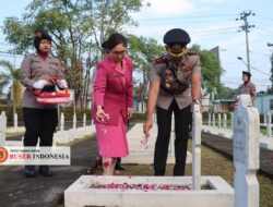 Polres Demak Gelar Ziarah dan Tabur Bunga dalam Rangka Hari Bhayangkara ke-79