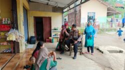 Untuk menjaga Sinergitas TNI/POLRI, Bhabinkamtibmas bersama Babinsa melaksnakan Anjangsana / Silaturahmi TNI/POLRI ke warga masyarakat
