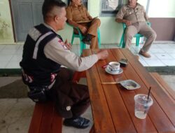 Bhabinkamtibmas desa Galudra kecamatan cimalaka rutin menjalin komunikasi dengan masyarakat