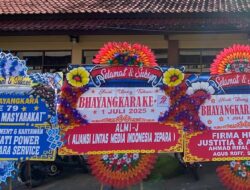 Wujud Dukungan Masyarakat, Karangan Bunga Banjiri Halaman Polres Jepara di Hari Bhayangkara ke-79