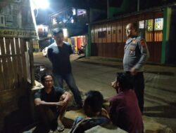 Anggota Polsek Sukasari Laksanakan Patroli KRYD Blue Light / Malam hari di Wilayah Kecamatan Sukasari Kabupaten Sumedang