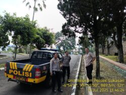 Kapolsek Sukasari Beseeta Anggota Unit Samapta Memberikan Himbauan Khamtibmas Sebagai langkah Preventif Demi Terciptanya Situasi Kondusif