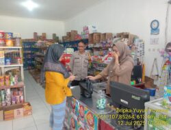 Aiptu Nana Sujana bersama Bripka Yuyun Yuwana melaksanakan sambang/silatrahmi Kamtibmas dan dumas keliling dalam rangka BEYOND TRUST PRESISI