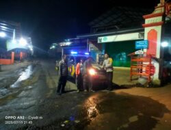 Anggota Polsek Sukasari Laksanakan Patroli KRYD Blue Light / Malam hari di Wilayah Kecamatan Sukasari Kabupaten Sumedang