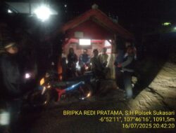 Anggota samapta Polsek Sukasari Rutin Laksanakan Patroli KRYD Blue Light / Malam hari di Wilayah Kecamatan Sukasari Kabupaten Sumedang