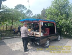 Aiptu Nana Sujana bersama Bripka Yuyun Yuwana melaksanakan sambang/silatrahmi Kamtibmas dan dumas keliling dalam rangka BEYOND TRUST PRESISI