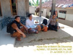 Aipda Ade Mulyana melaksanakan sambang/silatrahmi Kamtibmas dan dumas keliling dalam rangka BEYOND TRUST PRESISI di wilayah Kec. Tanjungmedar