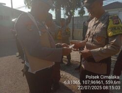 Kapolsek Cimalaka AKP Muhyidin ,S.H.,MH Pimpin langsung Kegiatan Ketertiban Kedisiplinan (Gaktiblin) Personel Polsek Cimalaka Polres Sumedang 