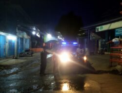 Anggota Polsek Sukasari Laksanakan Patroli KRYD Blue Light / Malam hari di Wilayah Kecamatan Sukasari Kabupaten Sumedang