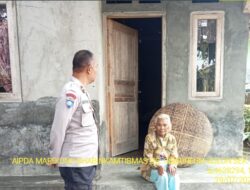 Bhabinkamtibmas Desa Ciberem Kulon Kecamatan Cimalaka Rutin Menjalin Komunikasi Dengan Masyarakat