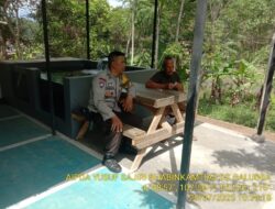 BHABINKAMTIBMAS DESA GALUDRA KECAMATAN CIMALAKA RUTIN MENJALIN KOMUNIKASI DENGAN MASYARAKAT