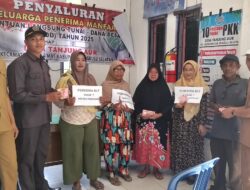 Pemdes Tanjung Aur salurkan BLT DD Bulan Juli tahun anggaran 2025