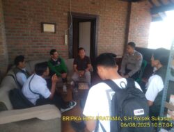 Kapolsek sukasari beserta anggota unit samapta memberikan himbauan kamtibmas sebagai langkah preventif demi situasi yang kondusif