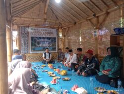 Desa Muara Bakti menyambut kunjungan tim penilai lomba Kampung Bersih dari Kabupaten Bekasi
