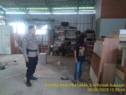 Kapolsek Sukasari Beserta Anggota Unit Samapta memberikan himbauan Kamtibmas sebagai langkah preventif demi terciptanya situasi yang kondusif