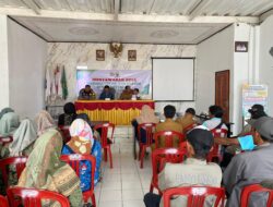 Bhabinkamtibmas Desa Banyuresmi Melaksanakan Giat Sambang Dan Silaturahmi Kepada Desa binaan.