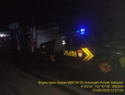 Anggota samapta Polsek Sukasari Rutin Laksanakan Patroli KRYD Blue Light / Malam hari di Wilayah Kecamatan Sukasari Kabupaten Sumedang